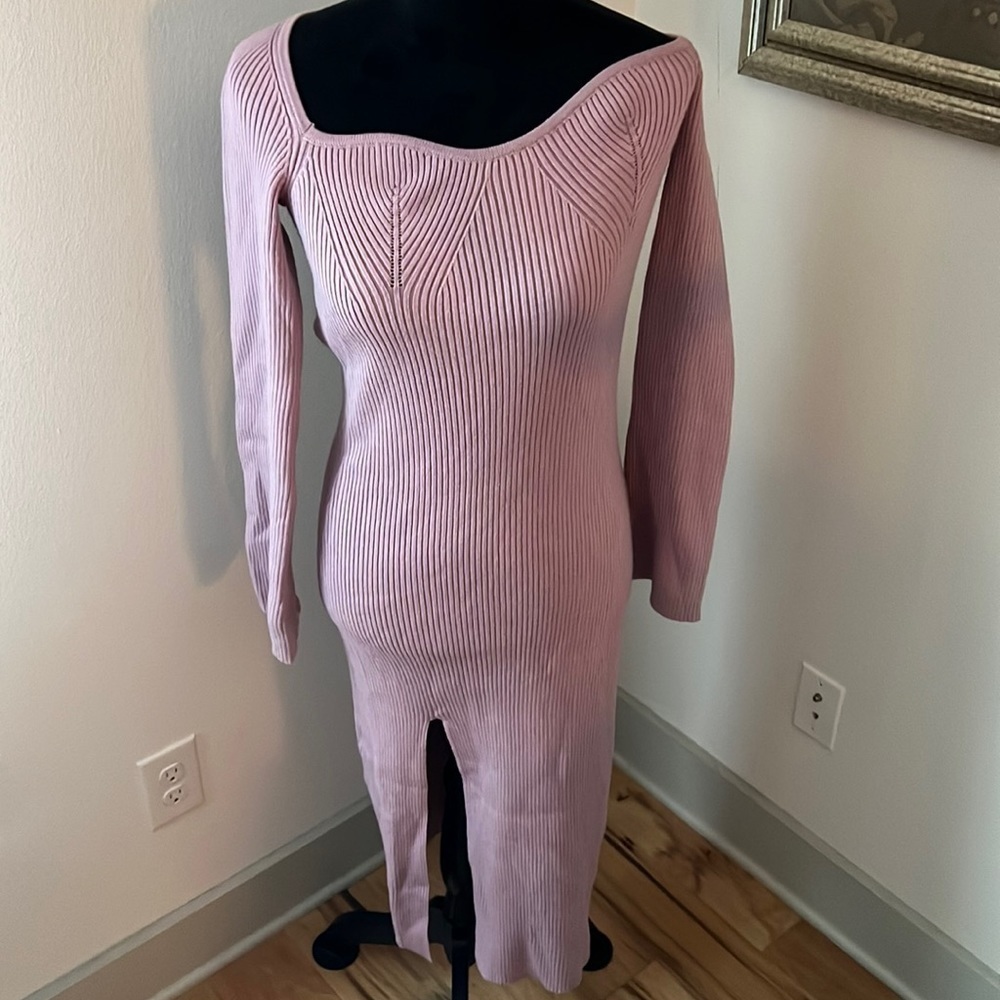Lilac ribbed sweater dress fitted silhouette scalloped cleavage slit dress S